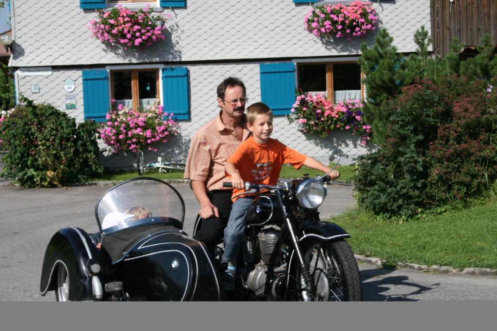 Haus Niederacher Georg und Martha Krumbach  Exterior foto